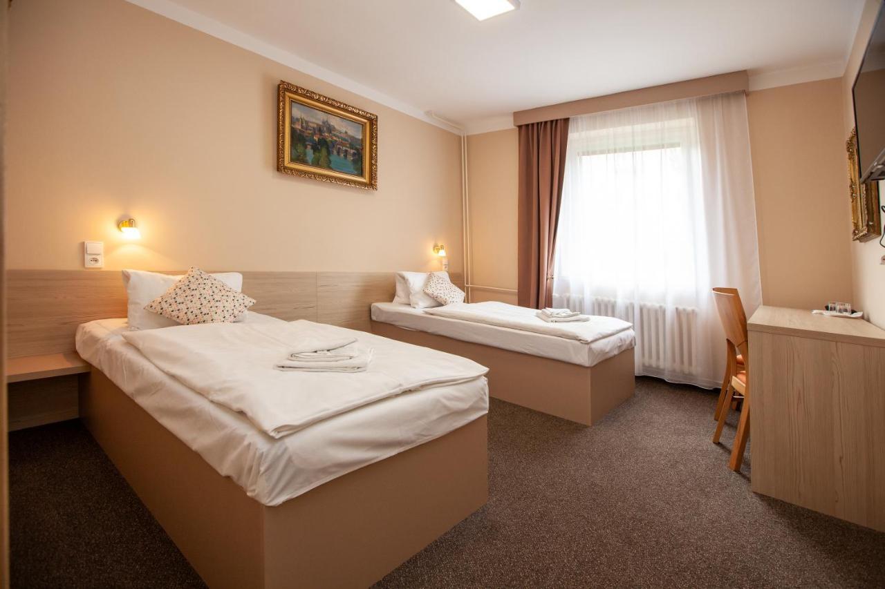 Hotel Stella Пилзен Екстериор снимка