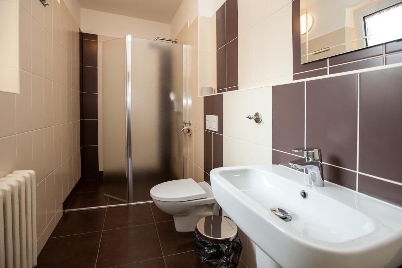 Hotel Stella Пилзен Екстериор снимка