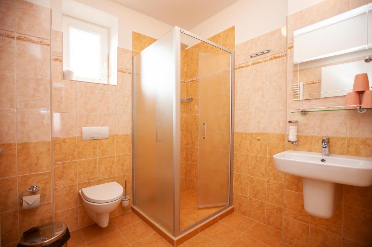 Hotel Stella Пилзен Екстериор снимка