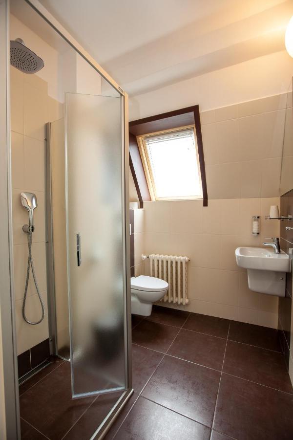 Hotel Stella Пилзен Екстериор снимка